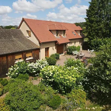 Bed & Breakfast D'hotes Jolie Futaie En Foret De Troncais 3*
